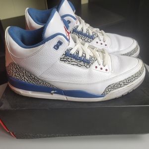 Jordan 3 True Blue